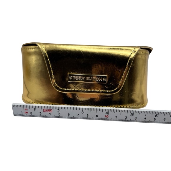 Tory Burch Gold Glasses Case with Sleek Minimalist Design - Picture 4 of 7